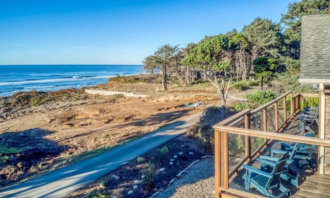 Oregon Coast House | Miss Olena