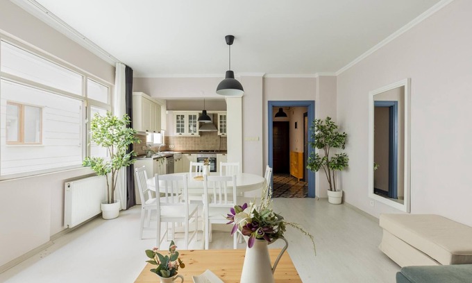 Osmanbey Apartment | Missafir Stylish and Central Flat in Nisantasi