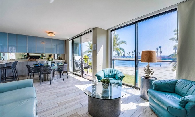Mission Beach Condo | Mission Bay Waterfront Retreat Walk to Beaches