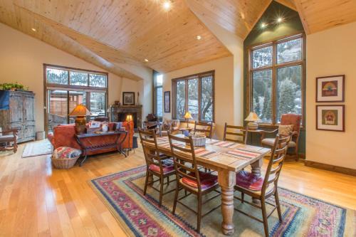 Ouray House | Mission Rock 1