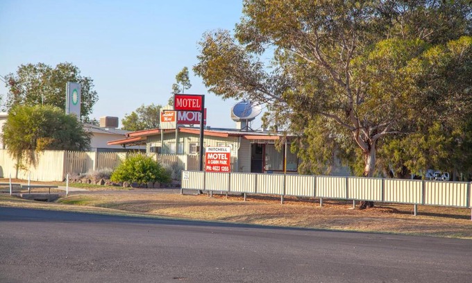 Mitchell Hotel | Mitchell Motel & Cabins