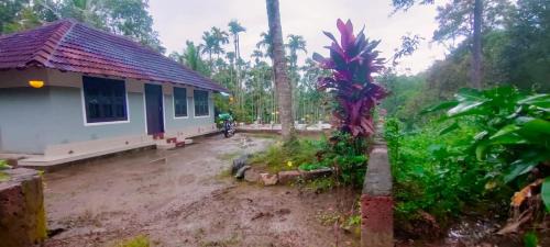 Sulthan Bathery House | Mithram home stay