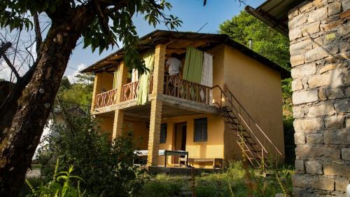 Suja House | Mitti Ghar