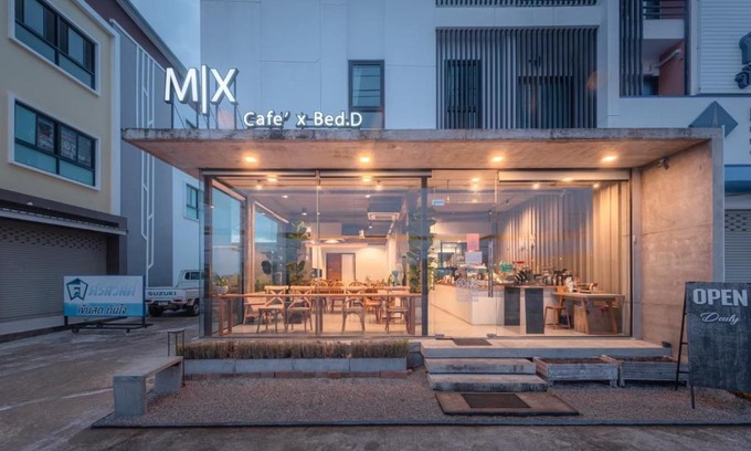Mae Pa Hotel | Mix cafe x Bed D