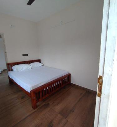 Maraiyur House | MKV HomeStay Marayoor