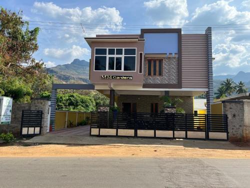 Courtallam Hotel | MM Garden