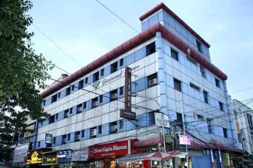Perambur Purasavakam Hotel | MM Residency Mogappair
