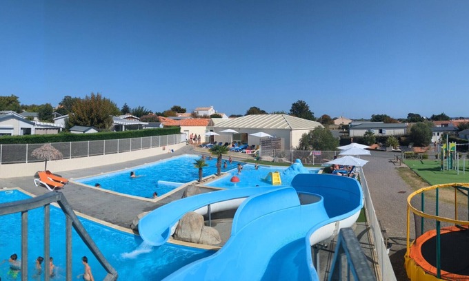 Brem Sur Mer Ski Chalet | Mobil Home 40 Grand Confort