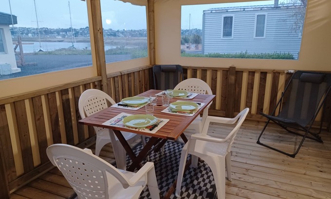 Louannec House | Mobil-home Avec Terrasse Couverte Camping 3 Étoiles