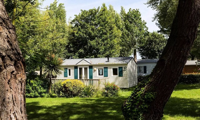 Pleubian House | Mobil Home Komfort 27m2 (2 Schlafzimmer) + Terrace + TV 4 persons