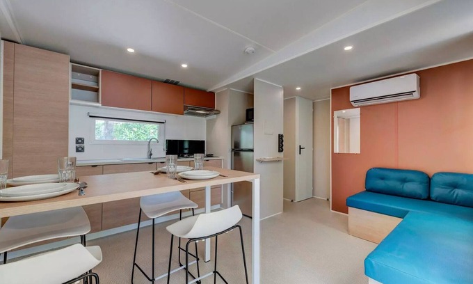 Marseillan Plage House | Mobil-home | Premium Azure | 2 Ch. | 4/6 pers. | Raised terrace | A/C | TV