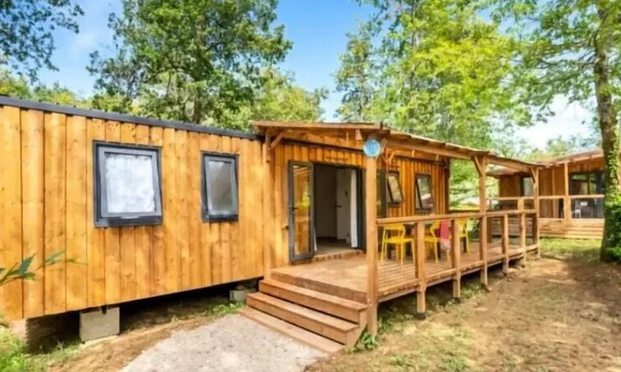 Pouzauges House | Mobil-home Prestige Duo - 2 bedrooms - 2 bathrooms - 2 WC - CLIM - TV + Dishwasher 6 persons