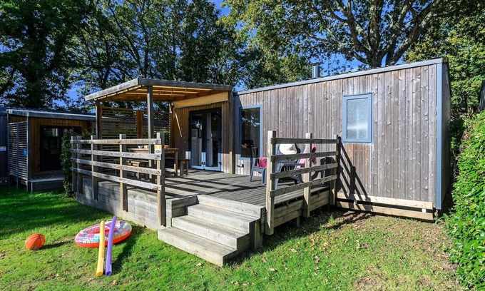 Carnac House | Mobil-home | Ultimate | 2 Ch. | 4 pers. | Raised terrace | A/C | TV