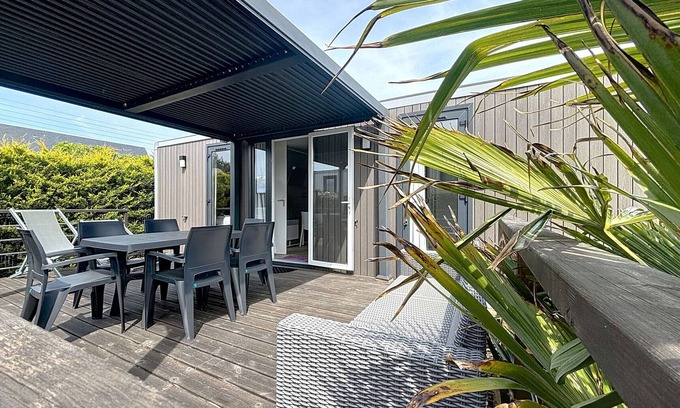 Jullouville House | Mobile Home Comfort: 2 rooms, pool, beach 200m, parking, wifi