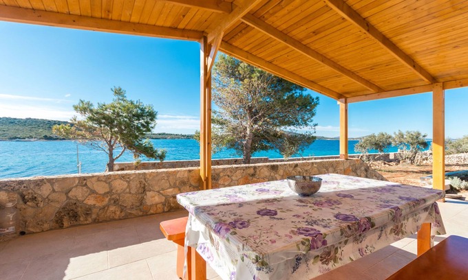 Tkon House | Mobile home Rock Rose 1 (14697-K1) - Tkon - island Pasman