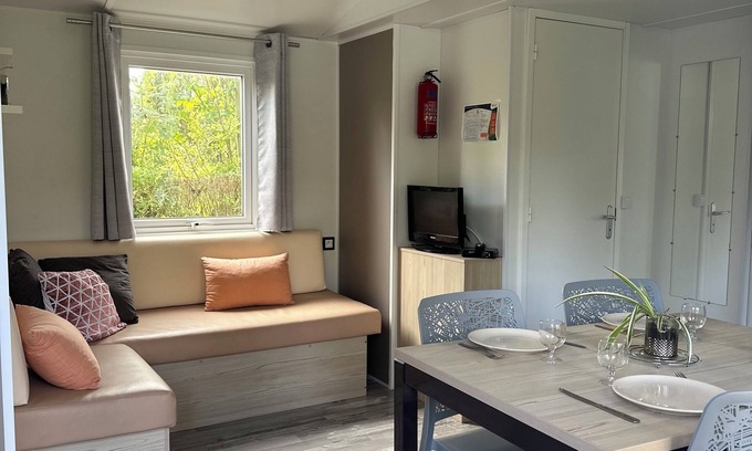 Ivry-la-Bataille House | Mobile home in the quiet countryside