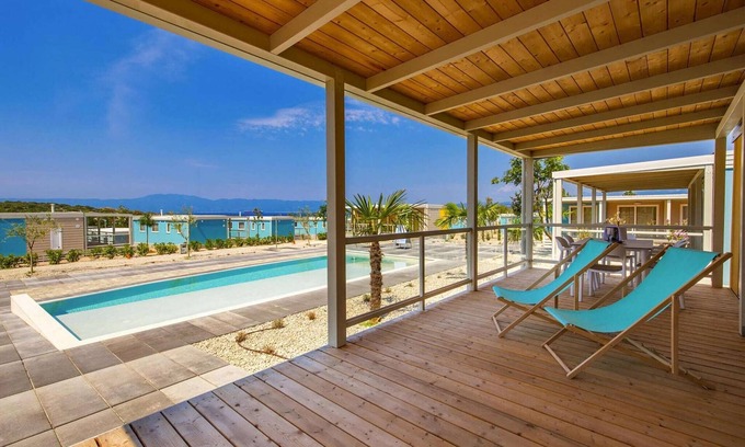 Municipality of Omisalj House | Mobile Home Omisalj with Seaview at Beach