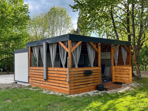 Hrastnik Apartment | Mobile house T&N