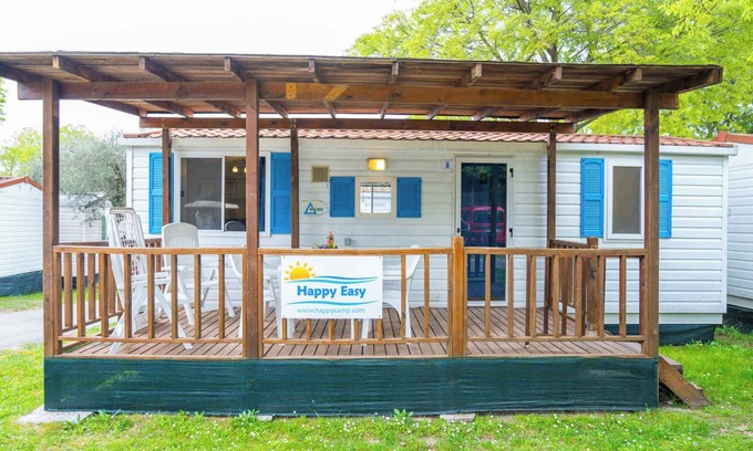 Santa Lucia House | Mobilehome with air conditioning, pool and semi-covered wooden terrace
