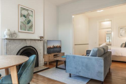 Glebe Apartment | Modern 1-Bed Studio near Tramsheds