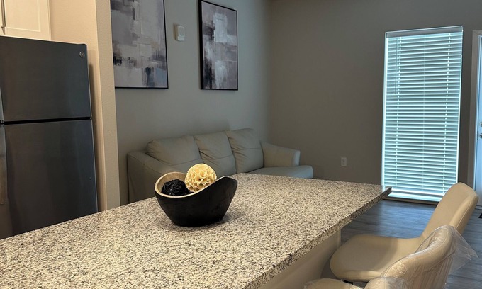 Waldron Apartment | Modern 1 bedroom apt. w/pool minutes from tons of attractions and MCI airport