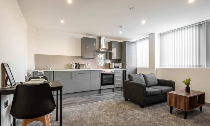 Yeadon Apartment | Modern 1 Bedroom Apartment in Yeadon