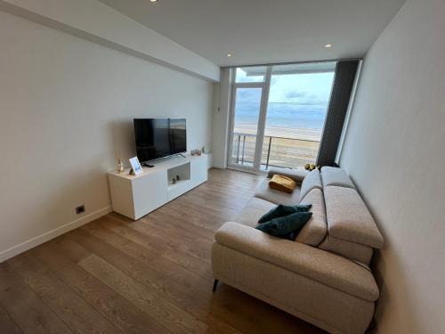 Raversijde Apartment | Modern 1-bedroom apartment with sea view in Ostend T92