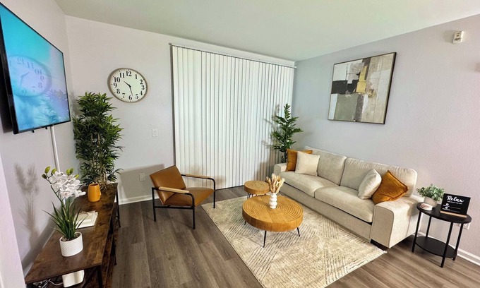 San Ramon Apartment | Modern 1-bedroom with WiFi, pool, fitness center, and comfort in San Ramon.