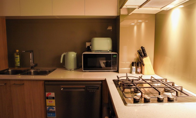 Parramatta Apartment | Modern 1BR Apartment, Parramatta CBD includes: Gym + Game Room + Free Parking