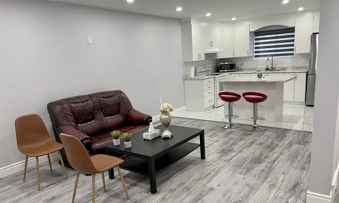 Woodslee House | Modern 1BR Basement Retreat