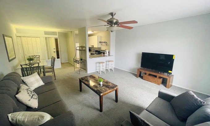 Elkins Park Apartment | Modern 1BR in Elkins Park Monthly Discount