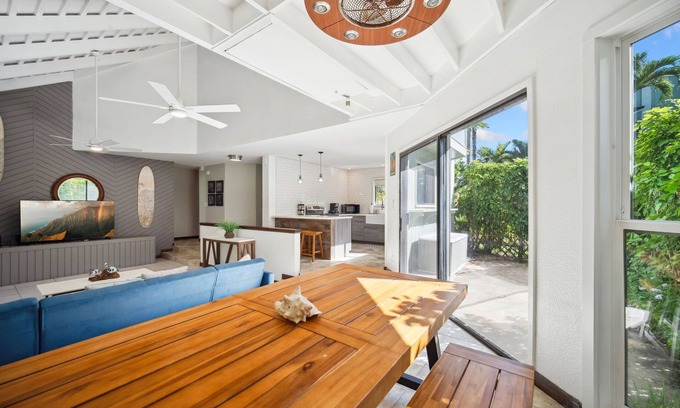 Princeville Condo | Modern 1BR Kamahana Condo with Tropical Breezes, Pool