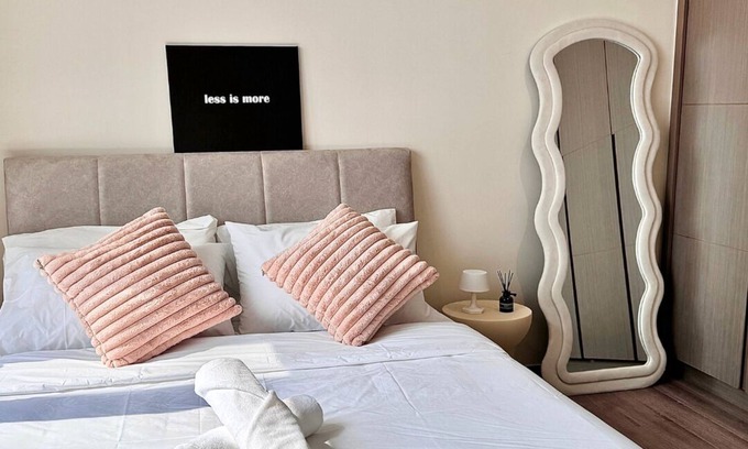 Golden Triangle Apartment | Modern 2-bedroom apartment with AC, Agile Bukit Bintang TRX
