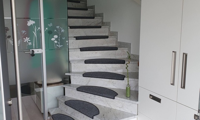 Troisdorf Apartment | "Modern 2-room apartment in Troisdorf, centrally located - perfect retreat!"