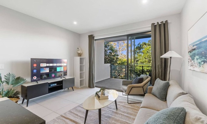 Macgregor Apartment | Modern 2BR Apartment Balcony & Central Convenience