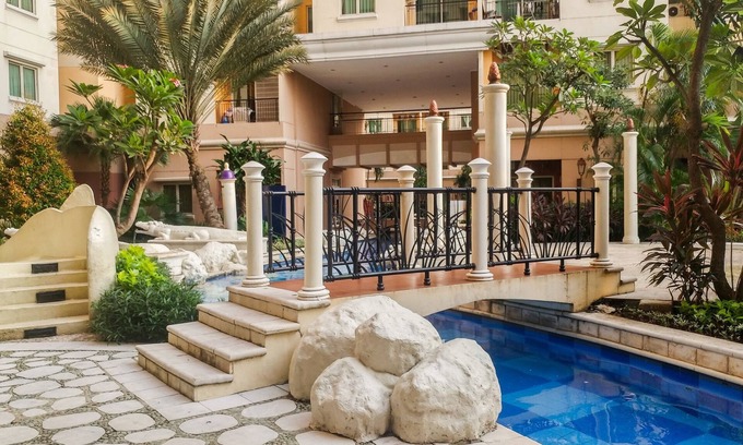 Kelapa Gading Barat Apartment | Modern 2BR at City Home Apartment with Sofa Bed near MOI