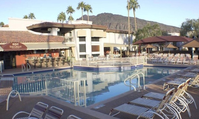 Arcadia Condo | Modern 2BR Condo with Heated Swimming Pool in Scottsdale