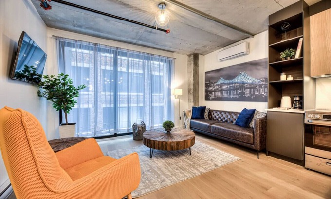 Old Montreal Apartment | Modern 2BR Suite Old Montreal B6