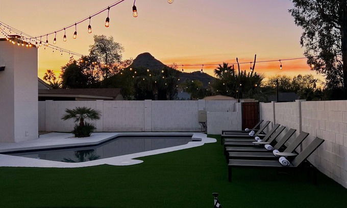 Paradise Valley Village House | Modern 3 bedroom with heated pool and mountain view