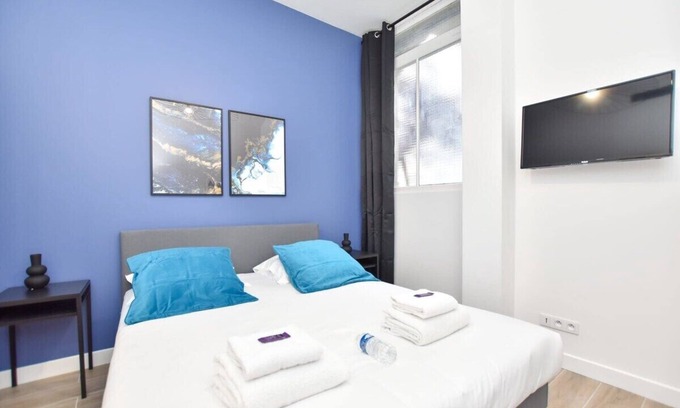 Quartier de la Roquette Apartment | Modern 3BD for 8 guests in Bastille Voltaire