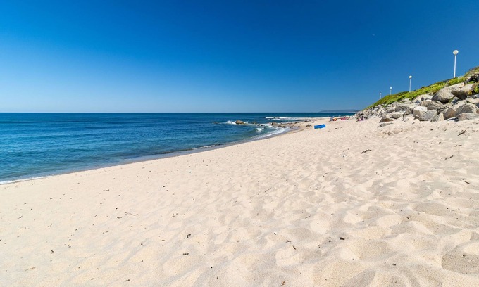 Povoa De Varzim Apartment | Modern 3BD Ocean View Apartment