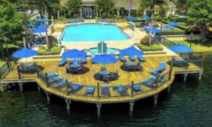 Venetian Bay Villages House | Modern 3BR Retreat with Comfort & Style Near Disney