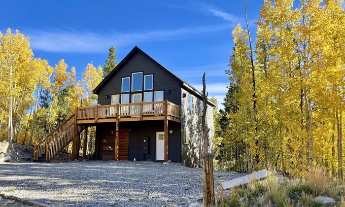 Alma House | Modern Alma Home ~ Walk to Main St. ~ 16 mi. to Breck! 5 mi to Kite Lake Trails