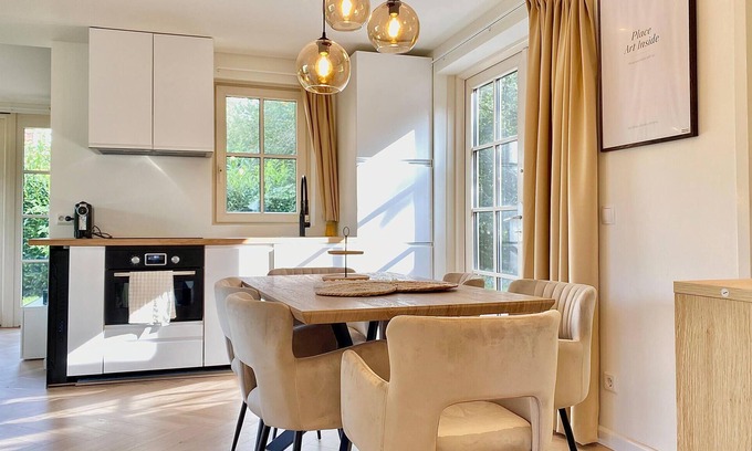 Hoge Hexel House | Modern and comfortable cottage for the whole family.