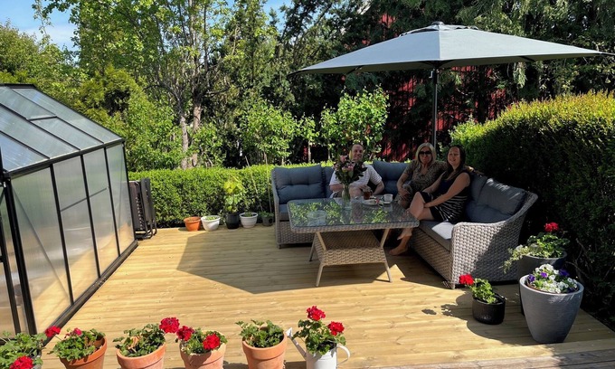 Vallingby House | modern and convenient townhouse close to the beach and Stockholm city centre