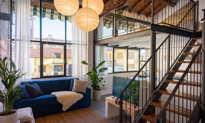 Lomazzo Bed & Breakfast | Modern and cozy Loft in Lomazzo, between Como Lake and Milan