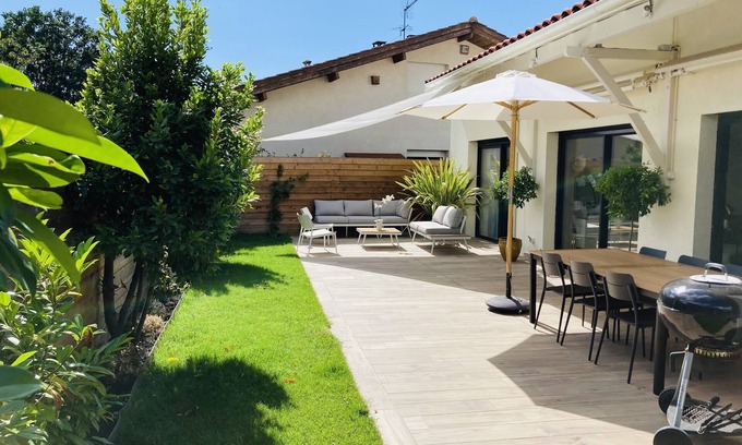 Pessac Villa | Modern and quiet villa in the heart of the vineyards