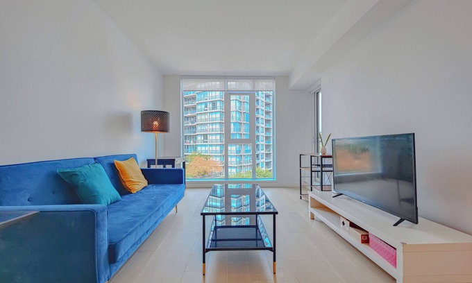 Golden Village Condo | Modern and Spacious 1 BDR 1 Den Condo in Central Richmond | Walk to Night Market