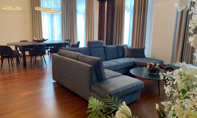 Antwerp Apartment | Modern and Stylish! Luxury apartment in the center of Antwerp. Private parking and fully serviced.