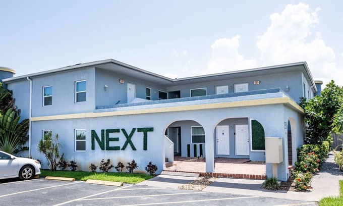 Coral Heights Apartment | Modern Apartment 1 Mile away from the Beach!